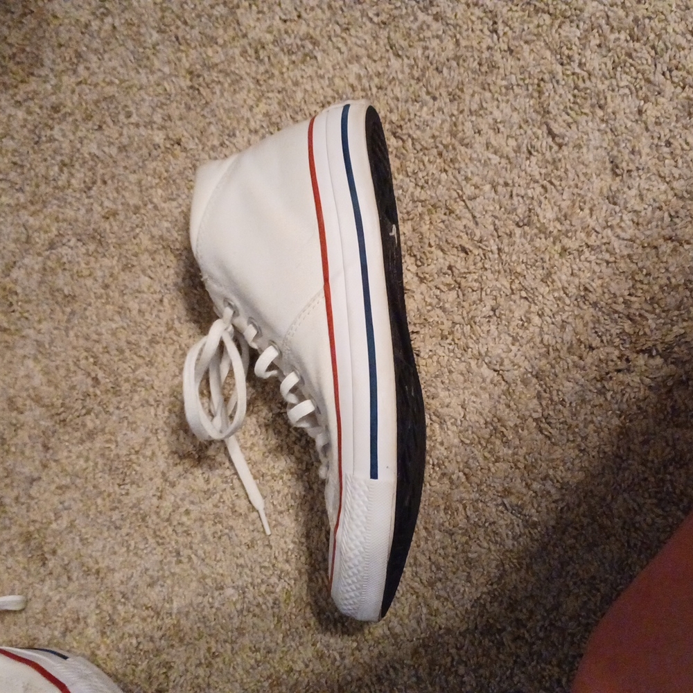 Shoes - Picture 3 of 4